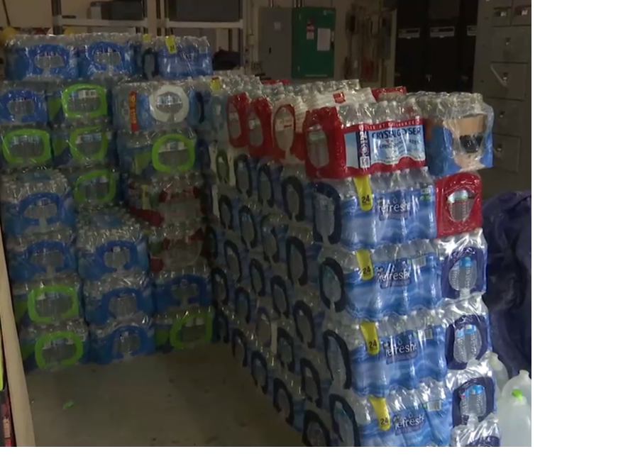 Community shows support during water crisis in Worden and Ballantine - KHQ Right Now