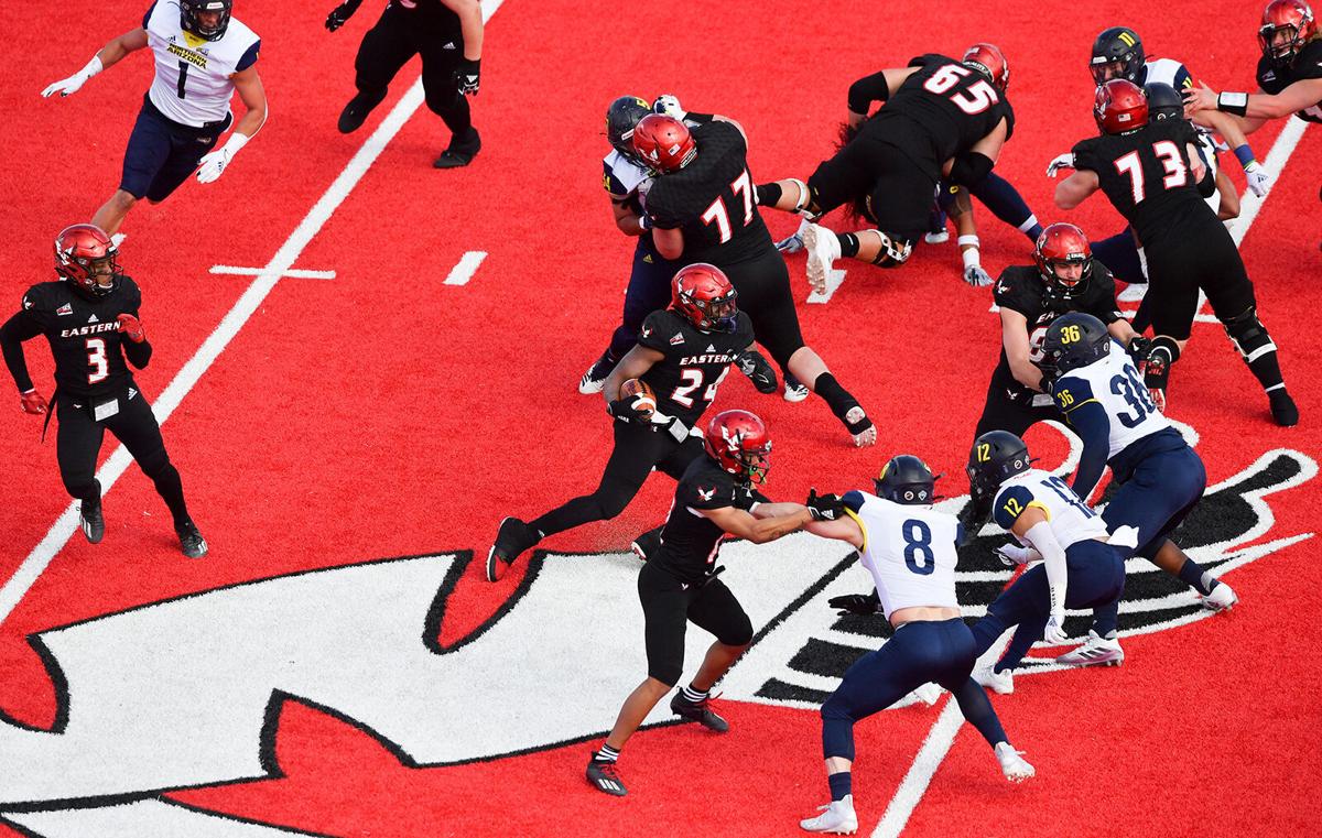 Balanced Eastern Washington Erupts For 622 Yards In Rout Of Northern Arizona Eastern Washington University Khq Com