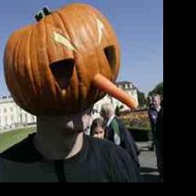 Naked Pumpkin Run Planned This Halloween | Spokane News | khq.com