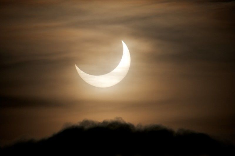 Partial Solar Eclipse's Midnight Twist | Spokane News | khq.com