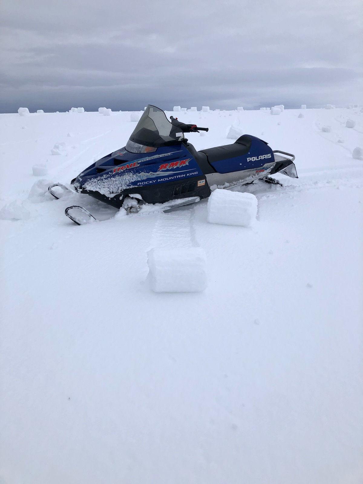 Idaho viewer stumbles upon rare "snow rollers" in Worley area News