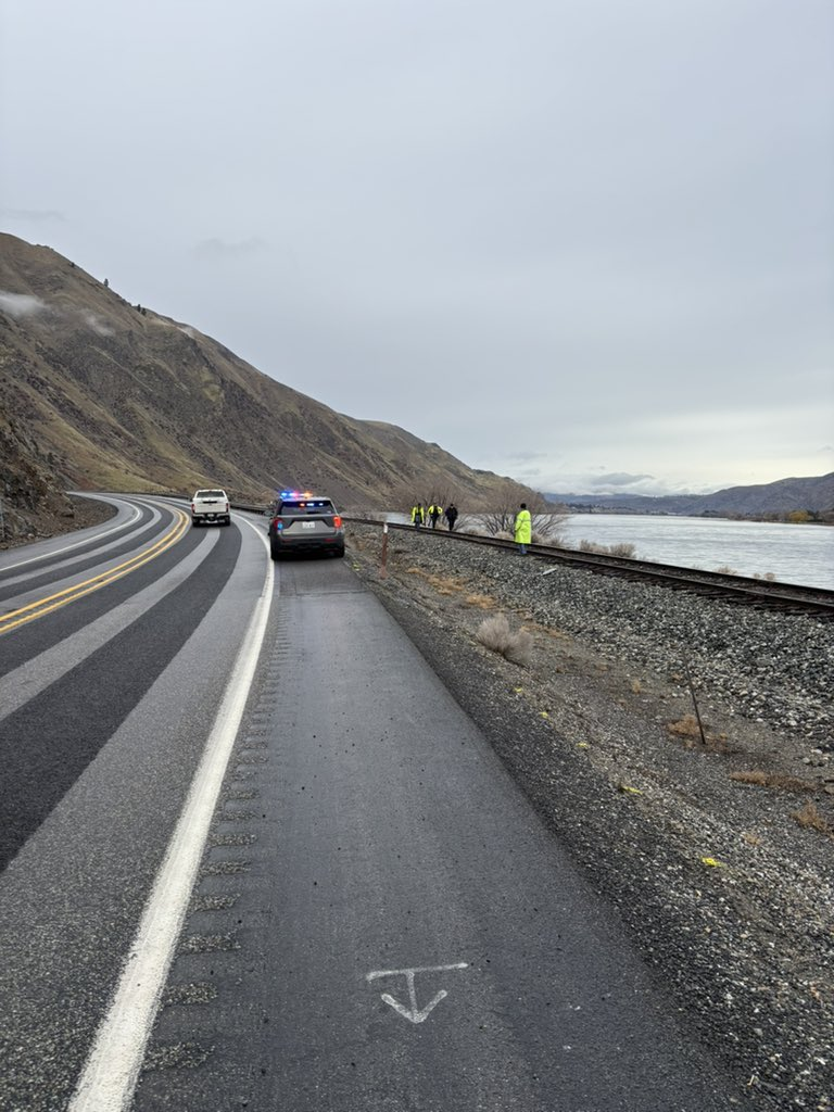 Person found dead in submerged car in Columbia River, Highway 97A ...