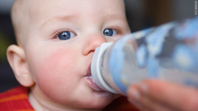 How to get babies off store the bottle