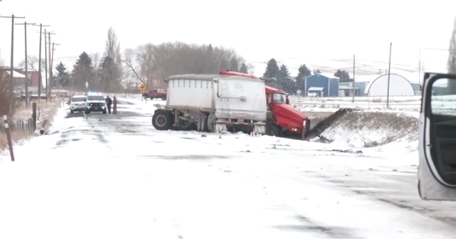 Head-on collision with car and semi-truck in Spangle results in serious injuries – KHQ Right Now