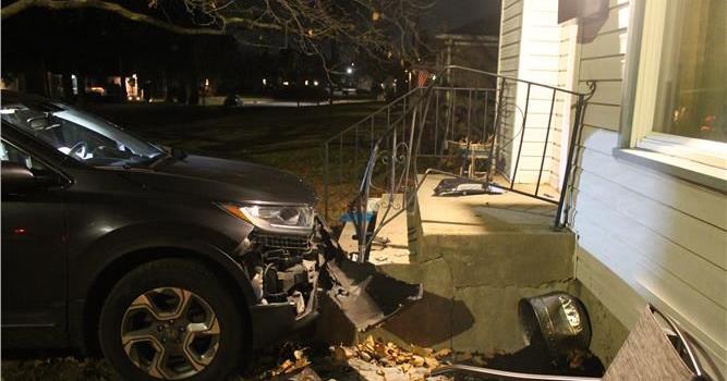 Spokane Police arrest DUI suspect who crashed into a home on the South ...
