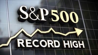 picture S&P 500 Index Logo s p 500 index closes at a record high