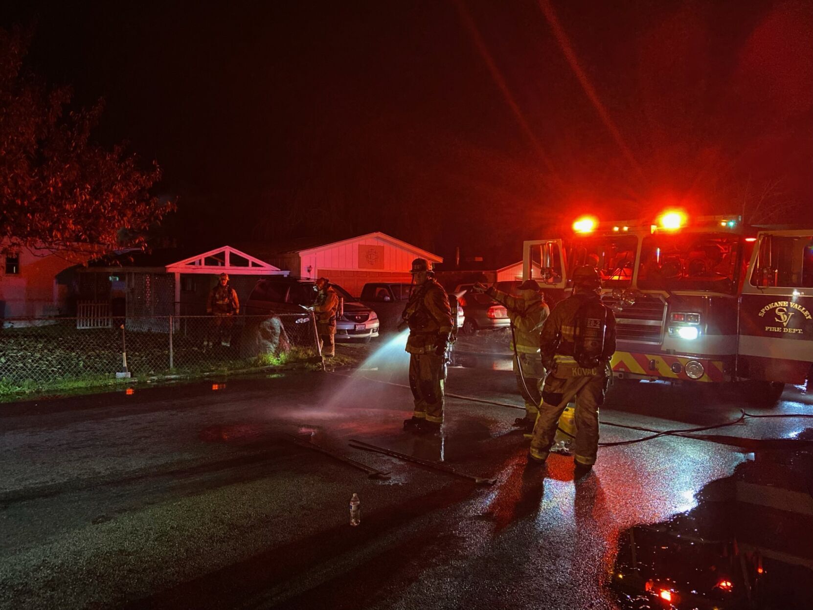 Spokane Valley Fire Crews Extinguish House Fire, 4 Cats Inside ...