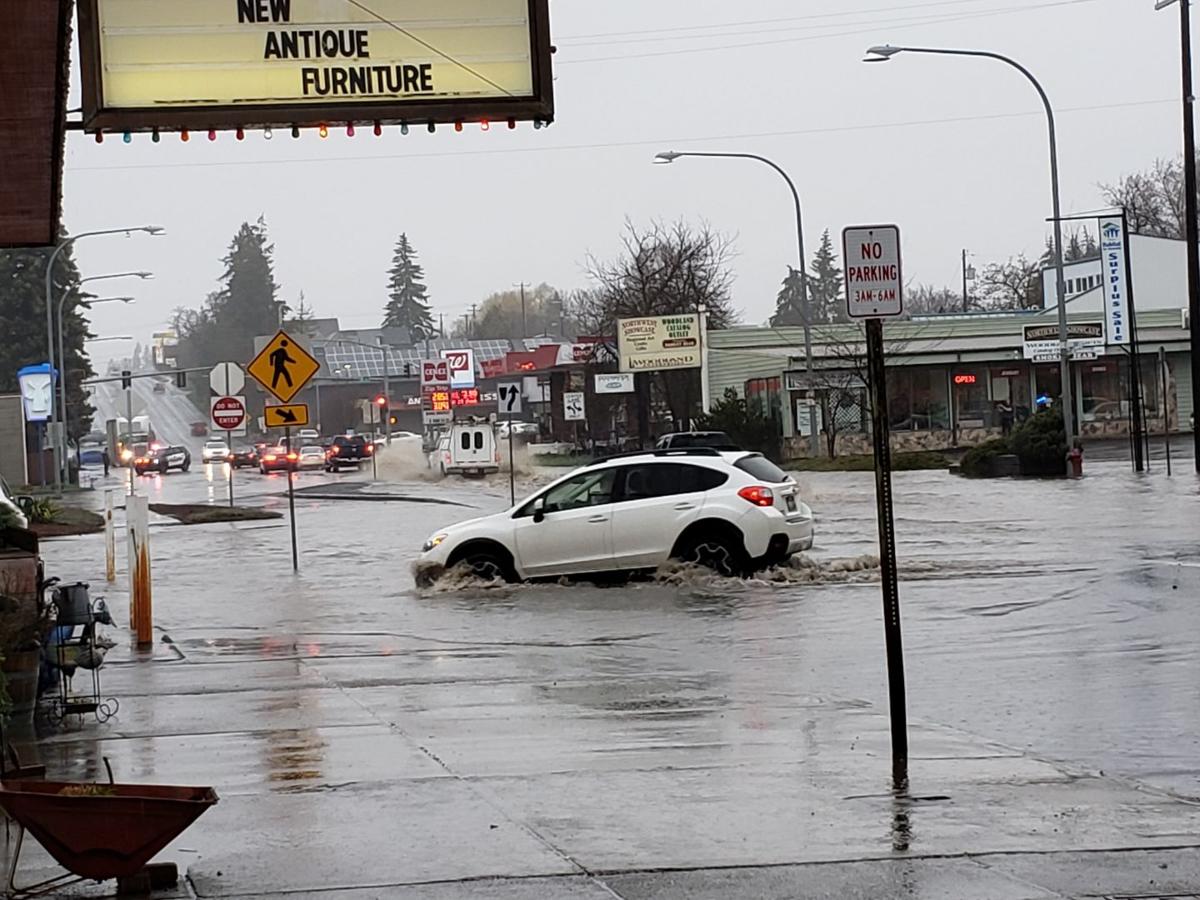Grand Ave in Pullman now open after Tuesday night flooding News