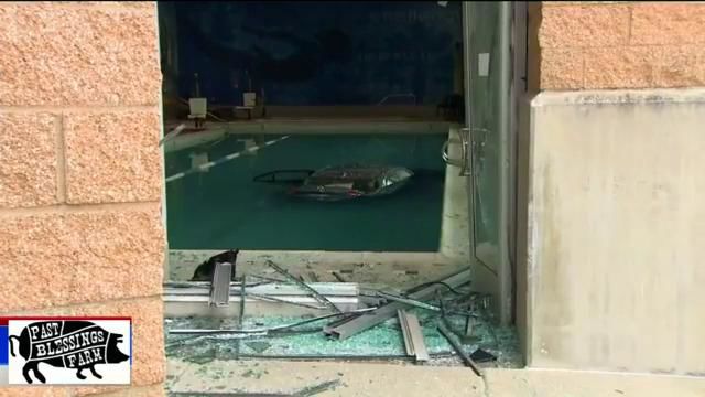 Swimmer on rescue of driver who crashed into Seattle LA Fitness pool 