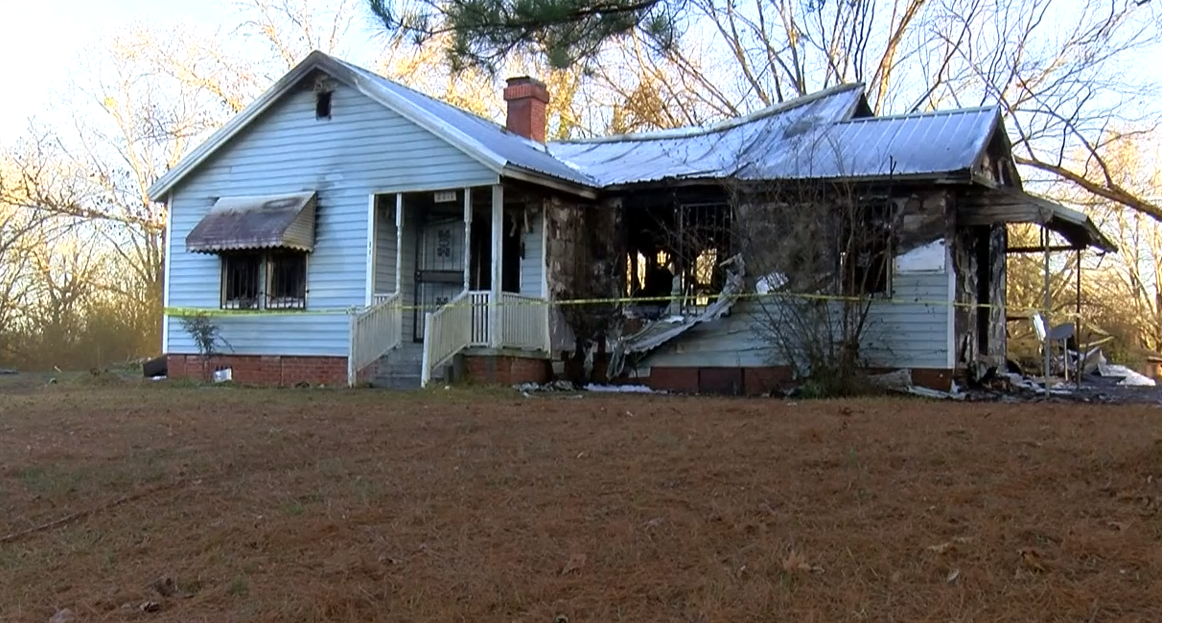 Mom and six children die in Mississippi house fire Top Story