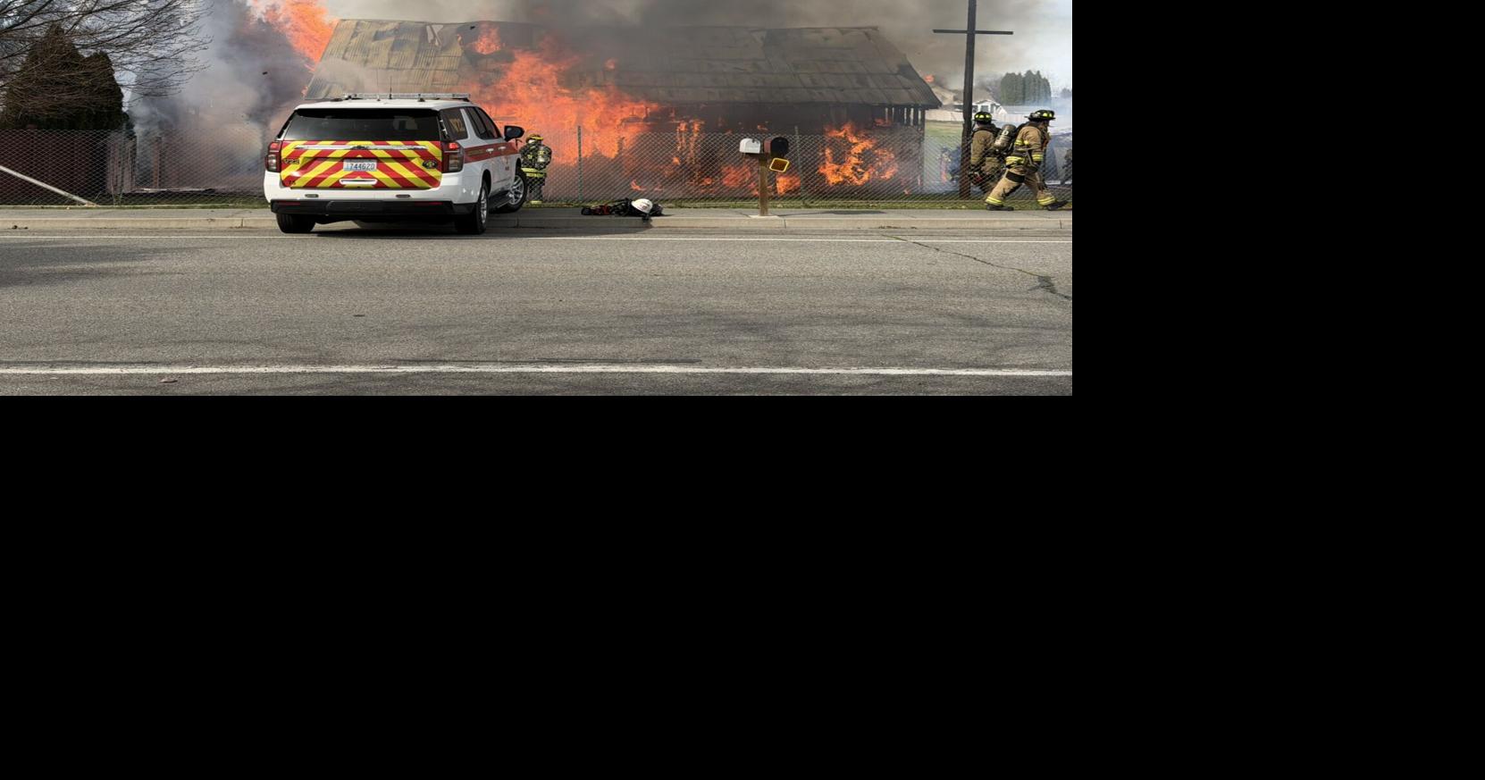 Fire closes East 24th Avenue in Spokane Valley as crews protect nearby ...