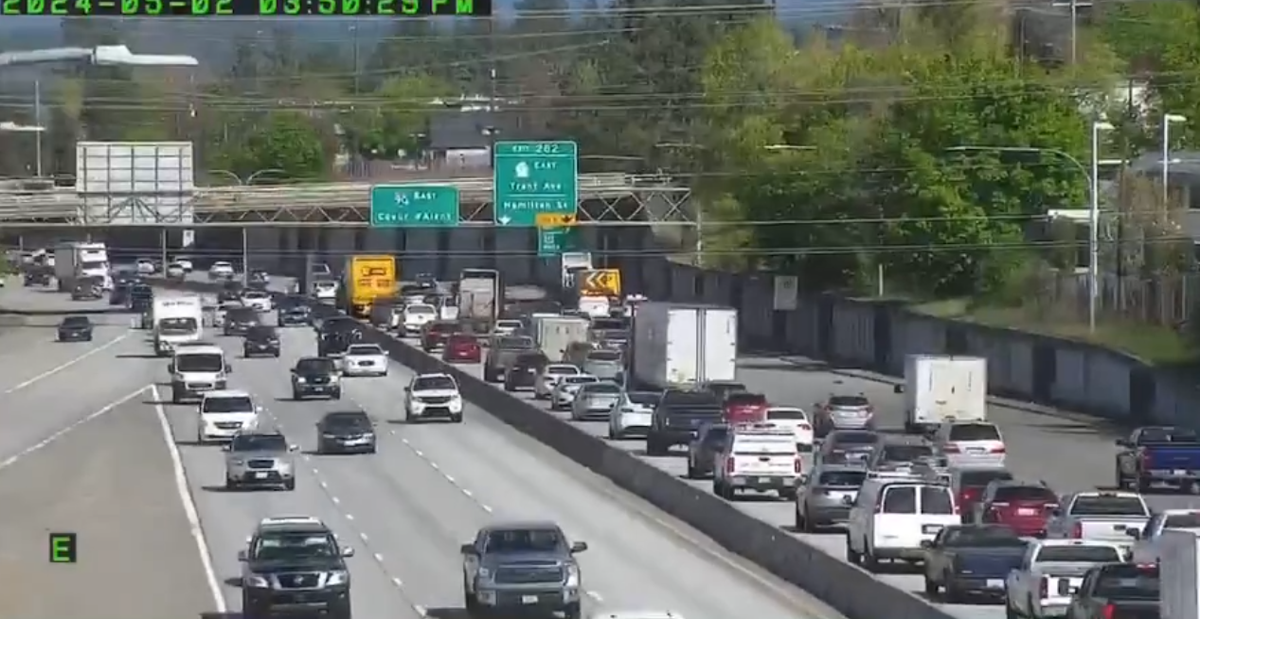 Car crash near Hamilton exit on the eastbound I-90 causes traffic ...