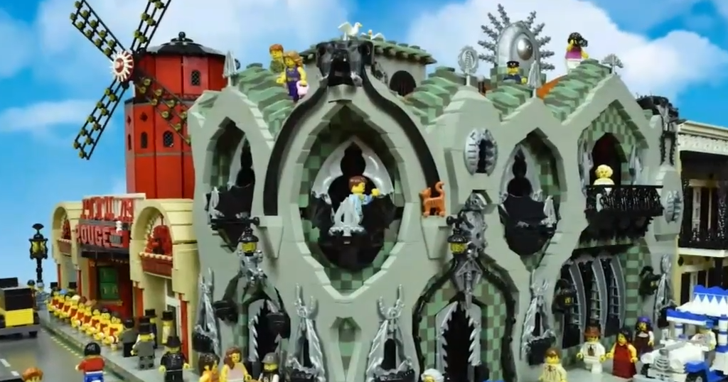 Car filled with thousands of dollars worth of LEGO art stolen in downtown Spokane - Vimarsana News