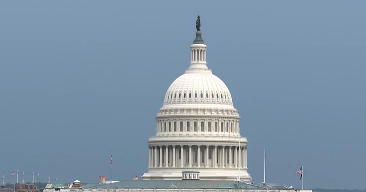 Cantwell, Blumenthal raise concerns over child social media bill