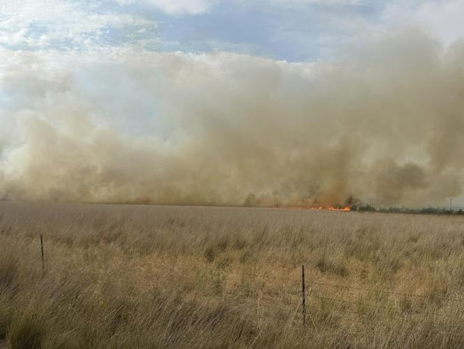 Semi truck rollover on SR 26 sparks brush fire in Whitman County, highway  partially blocked | News | khq.com