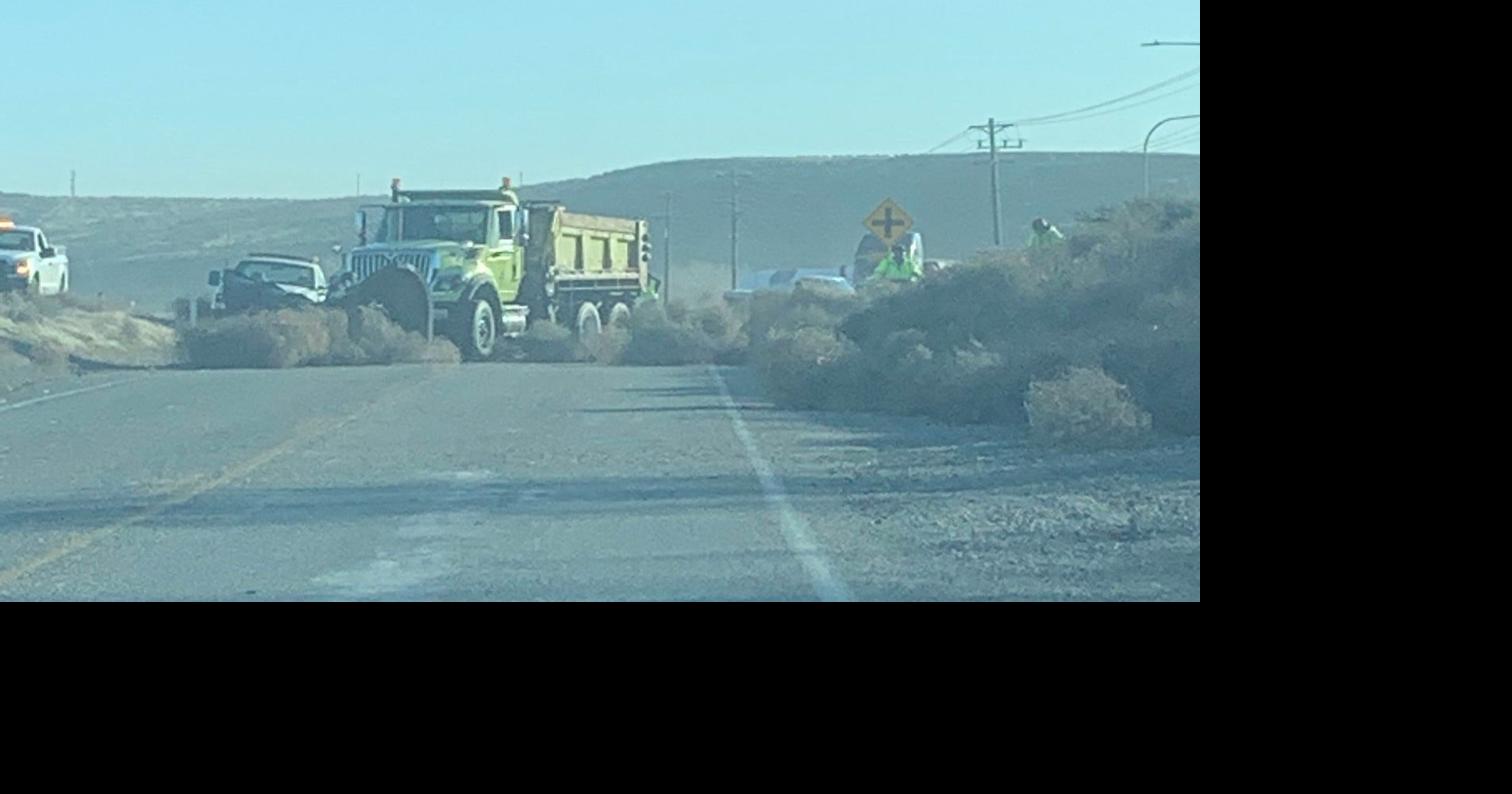 'Don't call it a comeback' Tumbleweeds force temporary road closure in