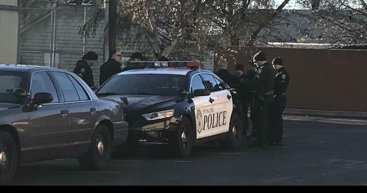 UPDATE Report of man with a rifle near Burger King puts nearby schools