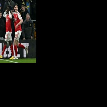 Bukayo Saka and Declan Rice withdrew from international duty with England