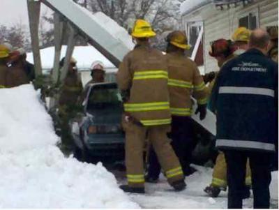 First On Khq Com Carport Collapse In N Central Spokane News