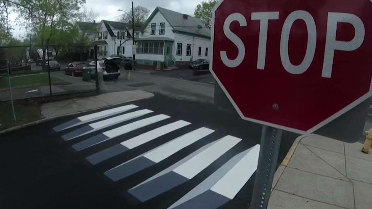 10 Year Old S 3d Crosswalk Idea Aims To Improve Driving Safety
