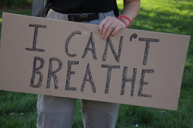 PHOTOS: Police are firing teargas and rubber bullets at protesters in ...