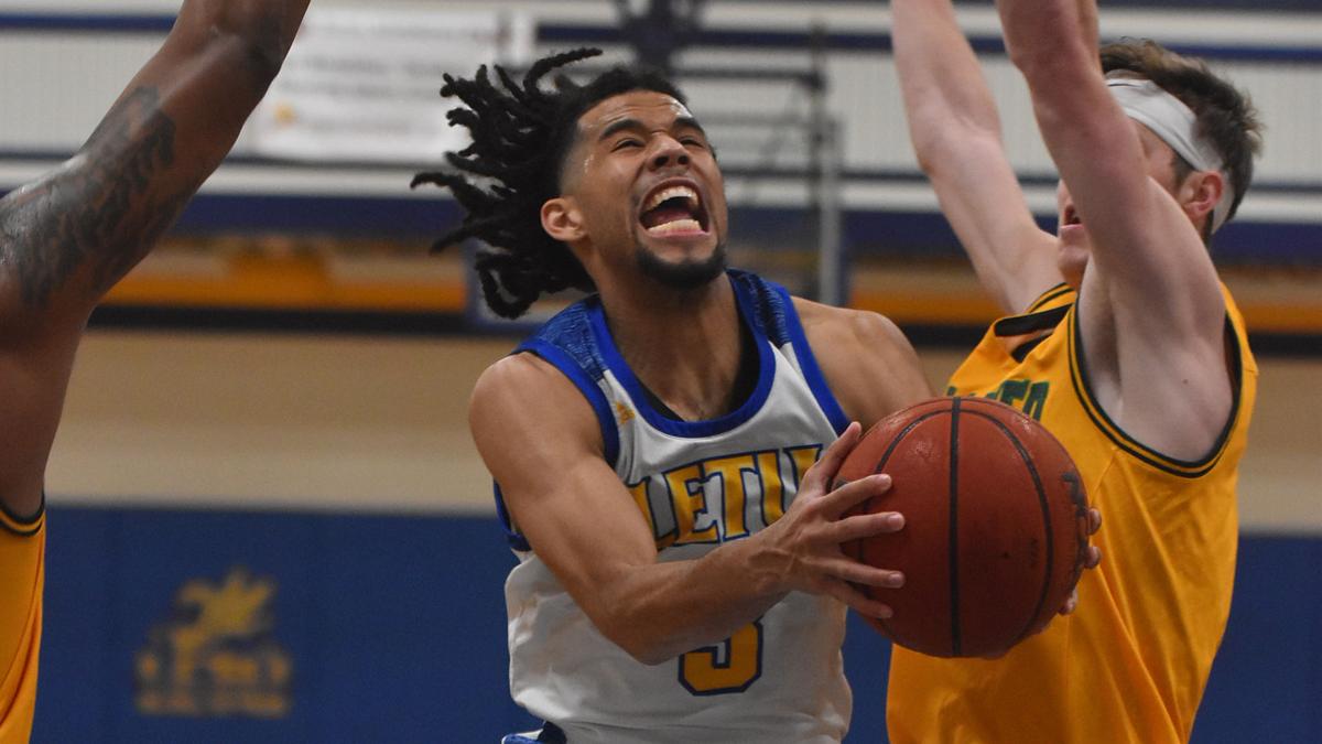 College Basketball Letourneau S Nate West Diii Player Of The