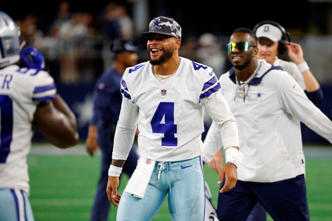 Dallas Cowboys Will Repeat As NFC East Champs With 11-5 Record In