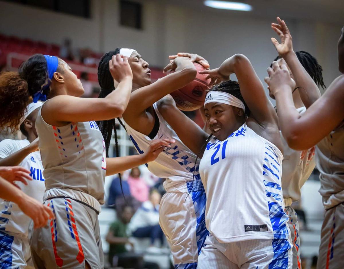 Junior College Basketball Kc Men Slip At Bossier Ladies Romp