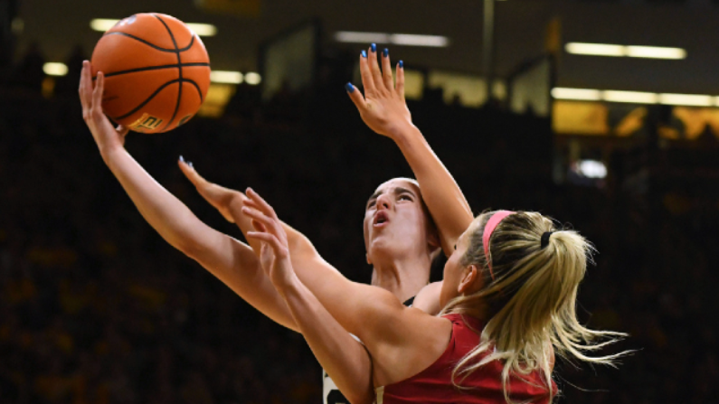 Caitlin Clark Scores 30 As No. 3 Iowa Defeats No. 14 Indiana 84-57 ...