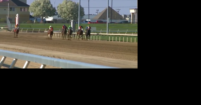 Iowa racehorse and groom have both tested positive for meth - Vimarsana News