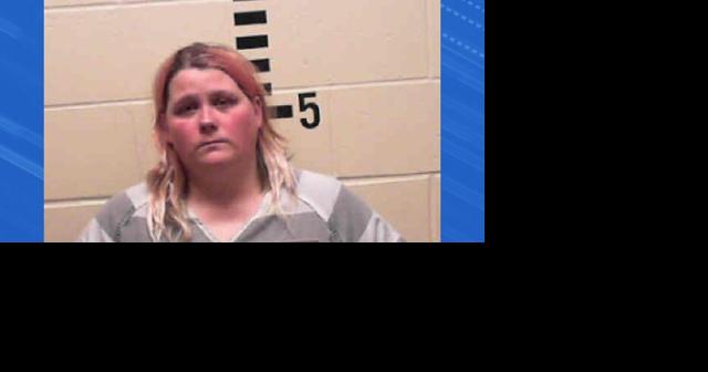 Woman pleads guilty to stealing thousands of dollars from an Osage business - Vimarsana News