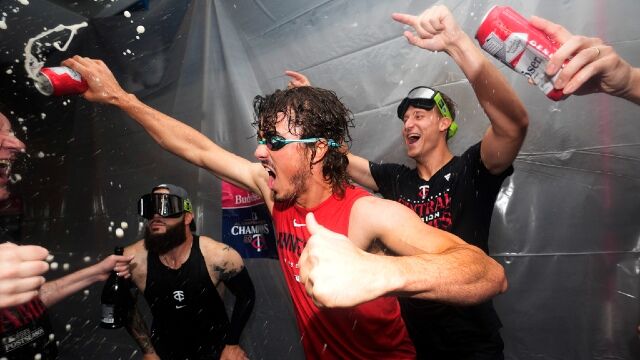 Twins clinch AL Central for 3rd division title in 5 years; postseason  losing streak up next - Newsday