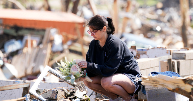 Tornadoes killed 5 and injured dozens in Iowa. Here's what they found after the storm | Iowa - Vimarsana News