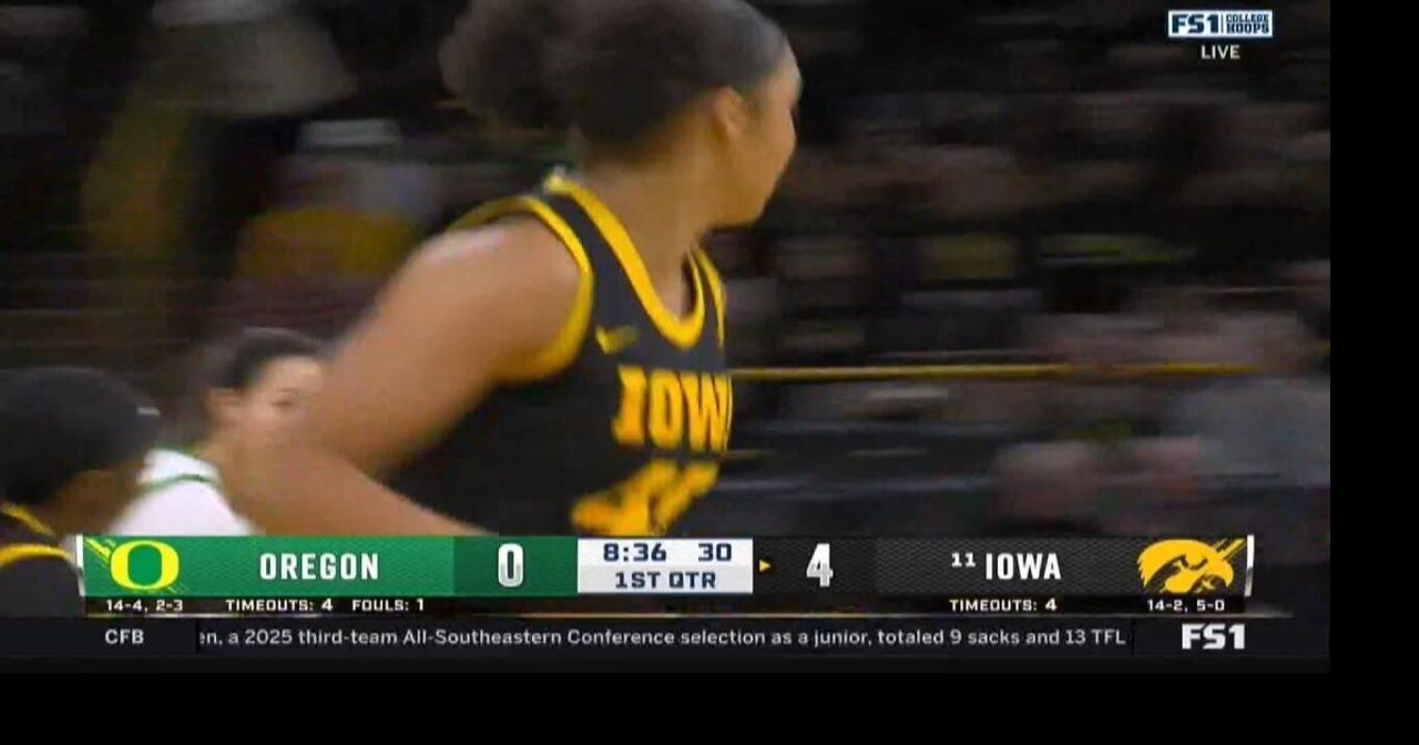 #11 Iowa Hawkeye beat Oregon 74-66 for 5th win in a row