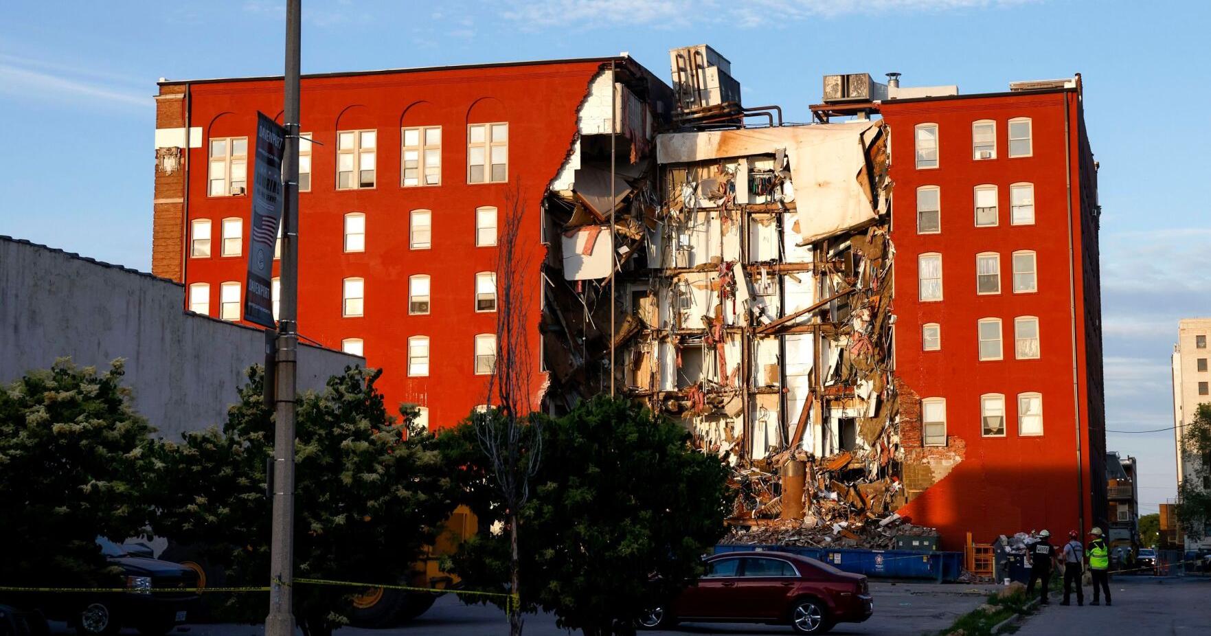 Mayor: 5 unaccounted for including 2 likely in wreckage of collapsed Iowa apartment building - Vimarsana News