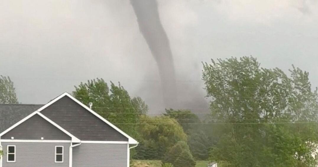 Wisconsin and Minnesota communities hit by tornadoes as severe storm ...