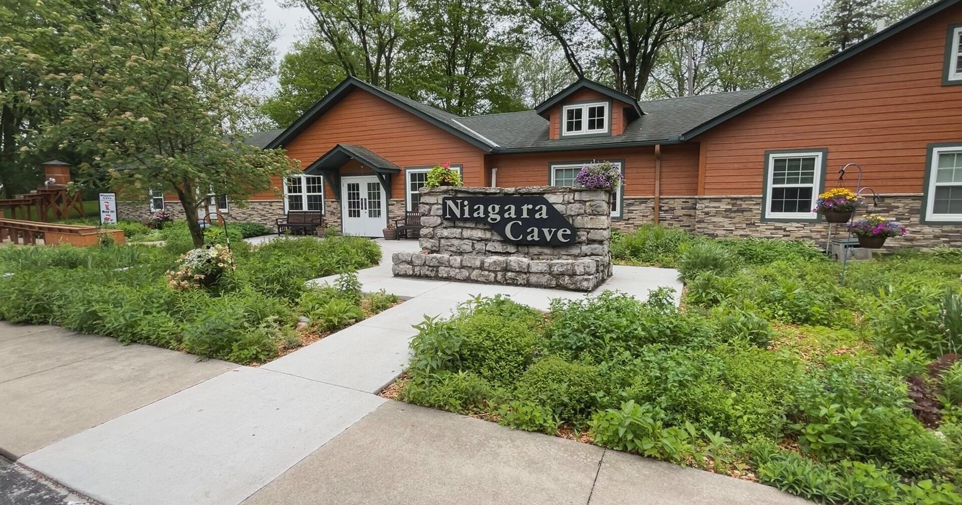 Niagara Cave celebrates 100 years, offers blacklight tours - Vimarsana News