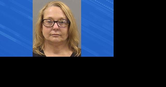 North Carolina woman sentenced for cheating northeast Iowa banks - Vimarsana News