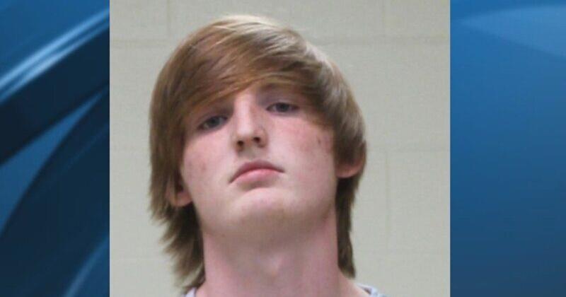 Two teens sentenced for double-stabbing in Mason City | Cerro Gordo ...