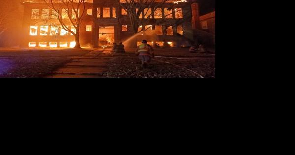 Former Rockford elementary school at a total loss after fire Friday night - Vimarsana News