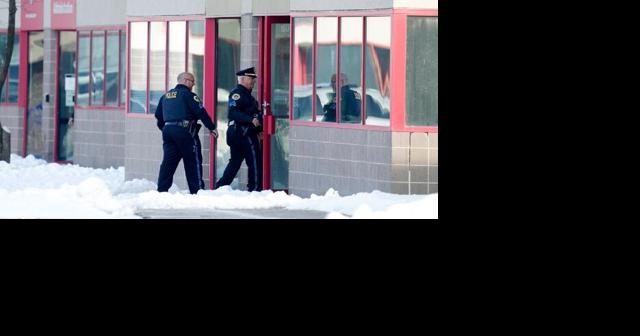Police say 18-year-old charged with double-murder in Des Moines shooting - Vimarsana News