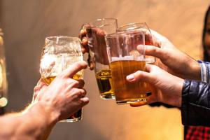 Alcohol Use Declines in Rochester-Mason City-Austin, Driven by Younger Demographics