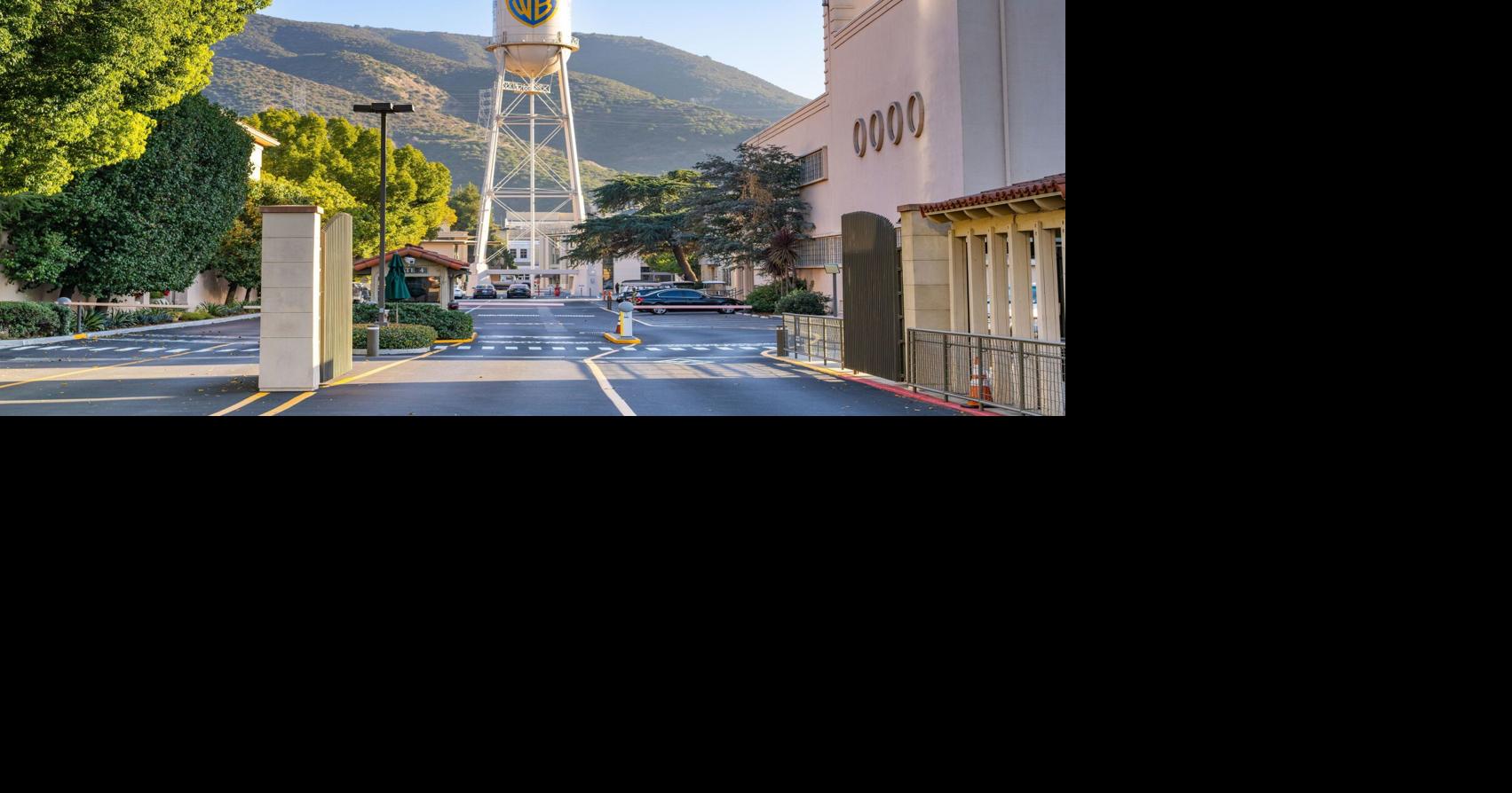 Netflix announces deal to buy Warner Bros and HBO News kimt com