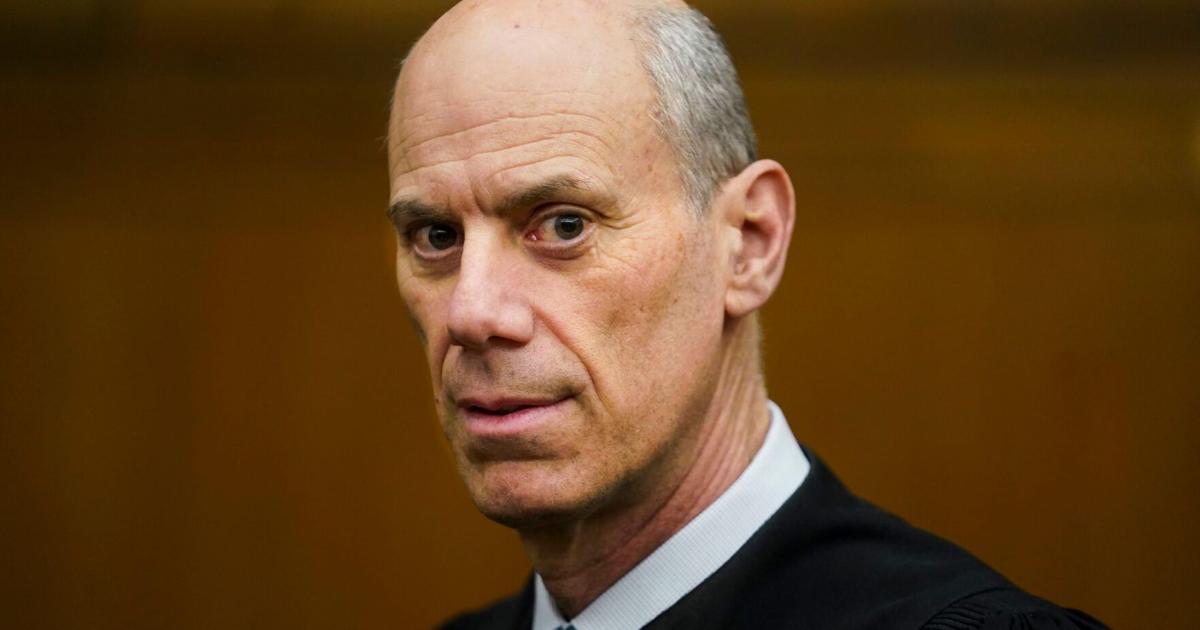 Mark R Colombell Court orders DC judge to end criminal contempt inquiry into Trump ...