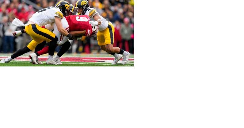 Williams' 82-yard TD sparks Iowa to 15-6 win over Wisconsin - Vimarsana News