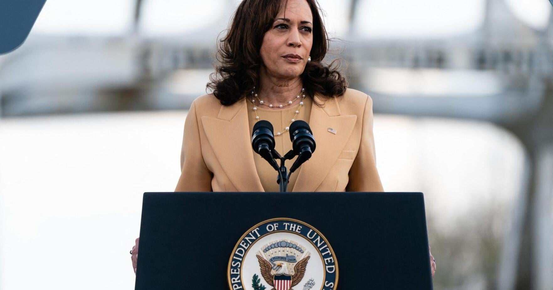 Vice President Kamala Harris tests positive for Covid - Vimarsana News