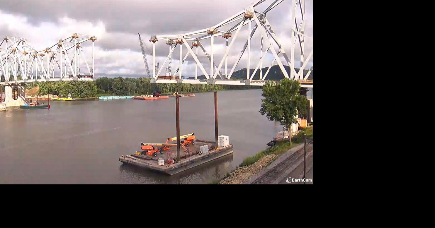 Mississippi River bridge hits milestone with center span install