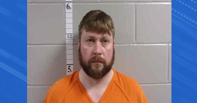 Charles City man pleads not guilty to child sex abuse | Crime & Courts ...