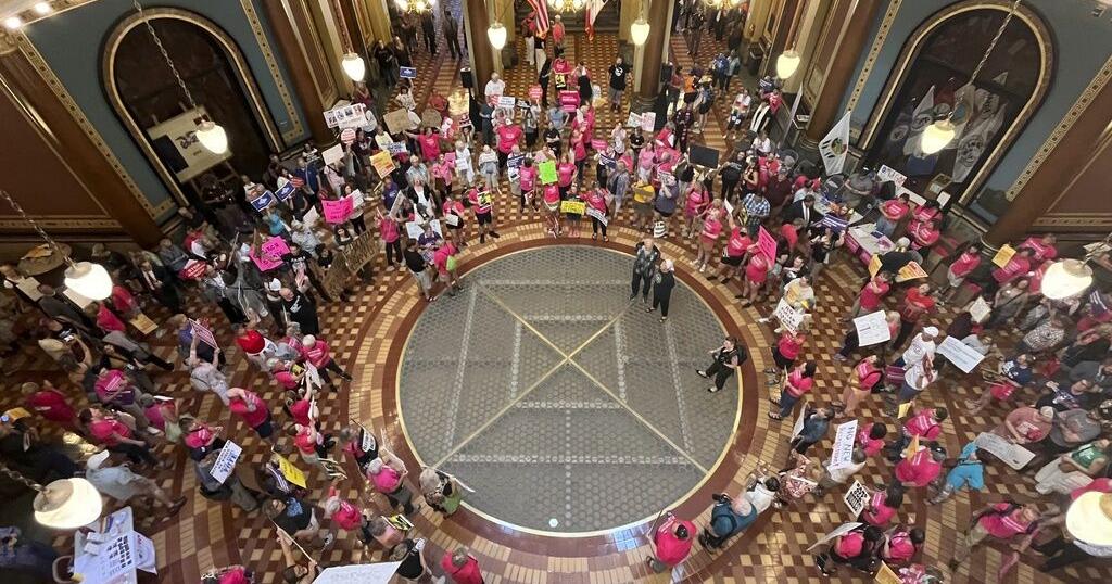 Iowa Legislature considers 6-week abortion ban during a special session - Vimarsana News