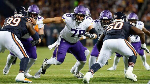 Vikings return center Ryan Kelly to practice, after latest concussion  sidelined veteran 5 games ago | News | kimt.com